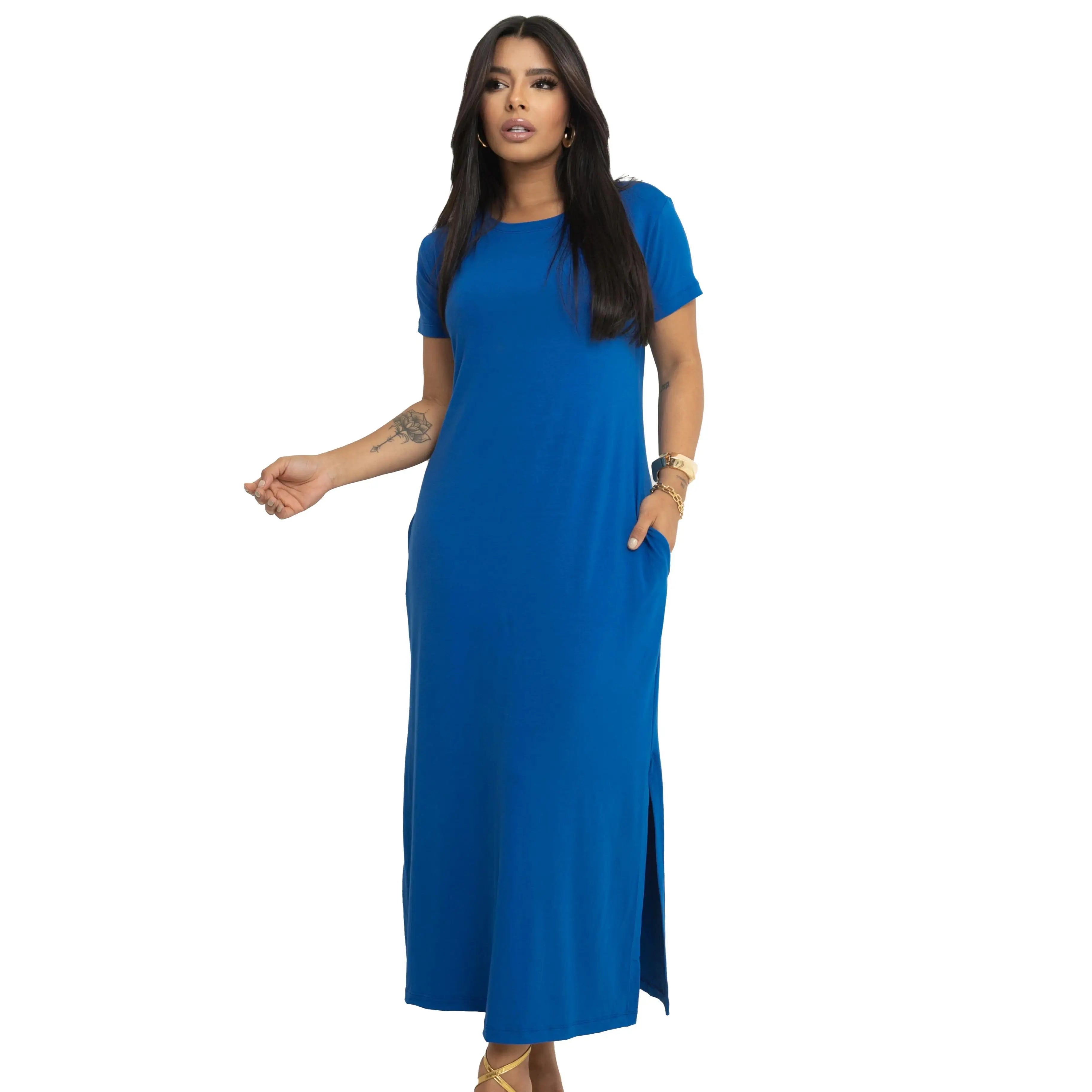 Vestido longo de renda com bolsos de viscolycra e lateral