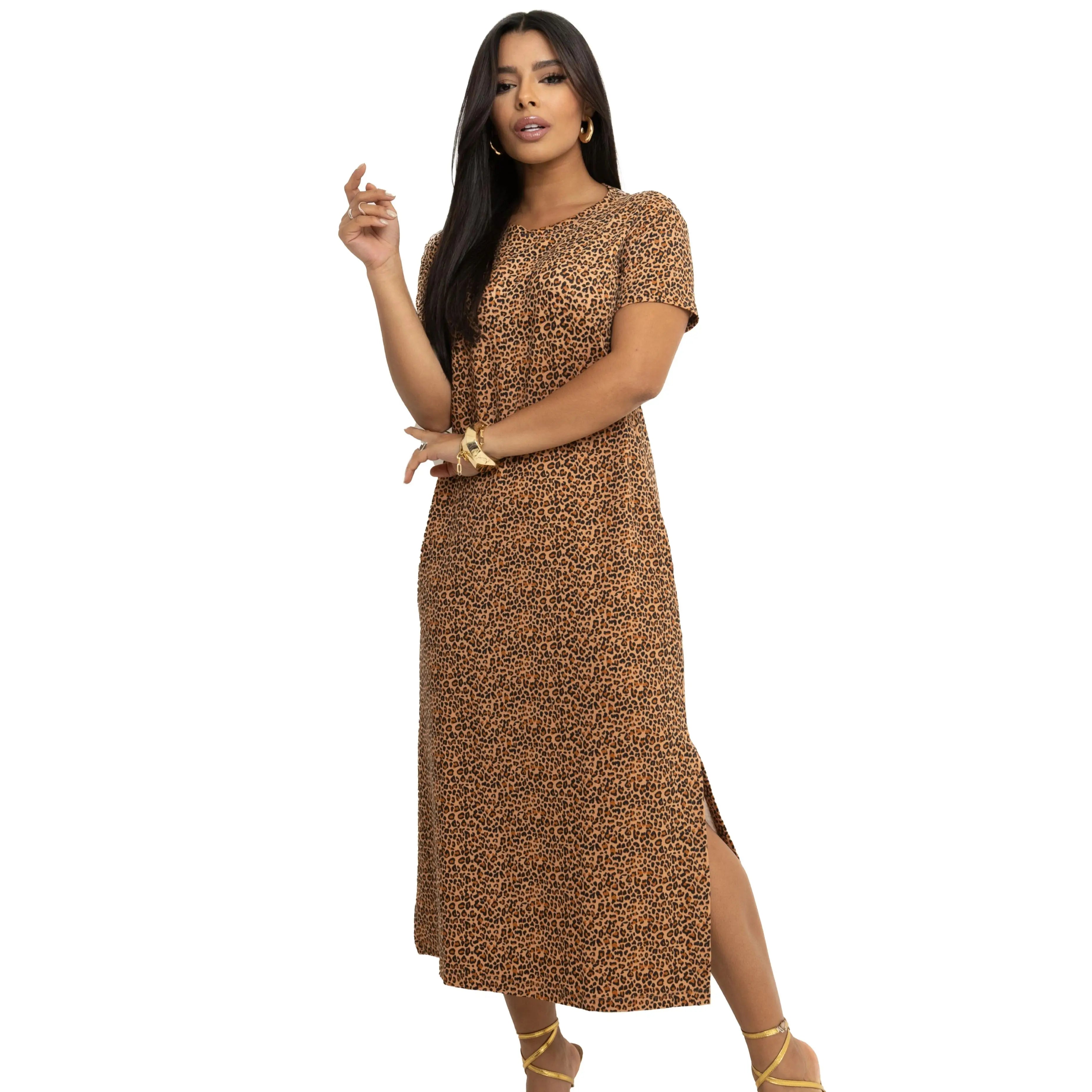 Vestido longo de renda com bolsos de viscolycra e lateral