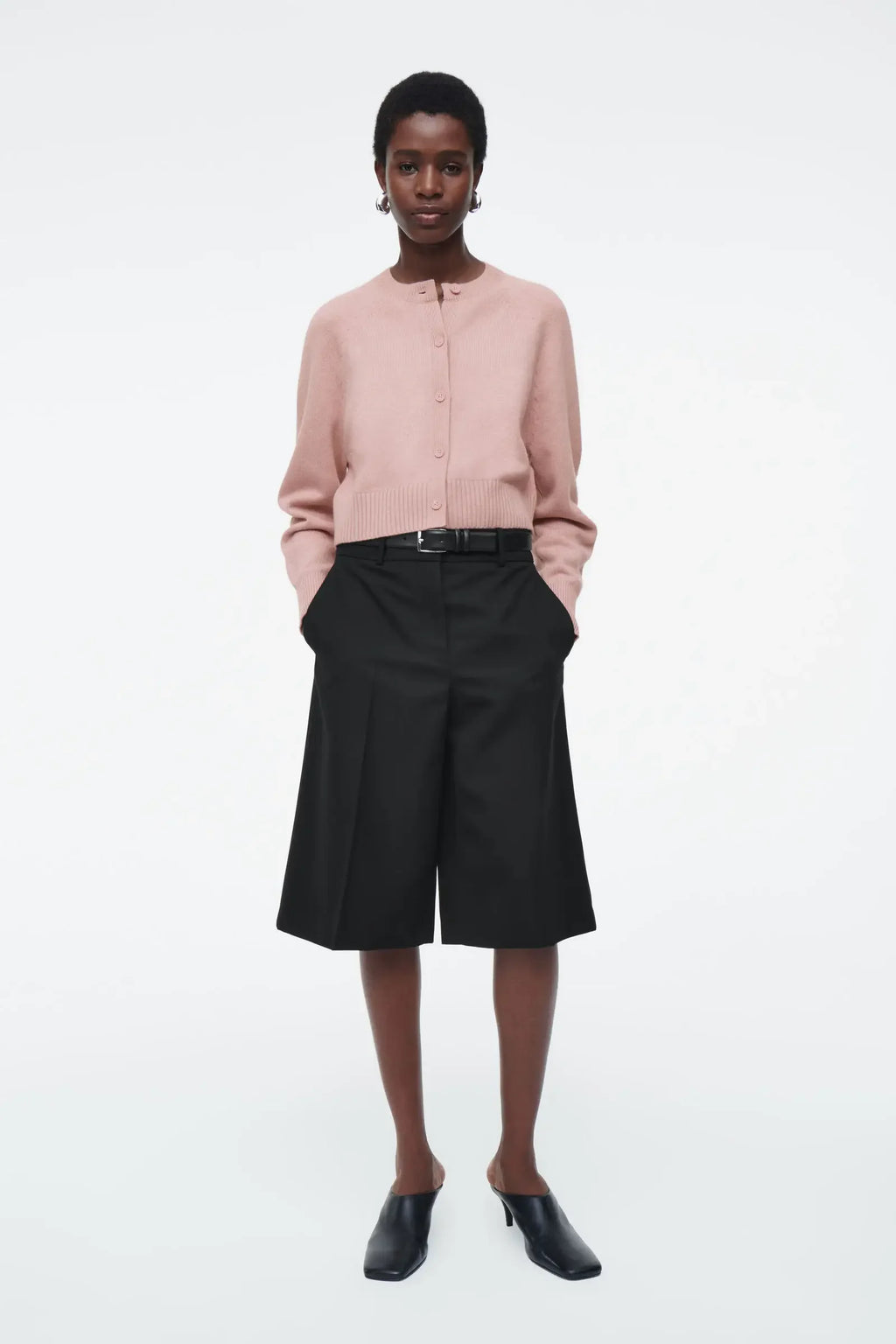 Cardigan de Tricô Rosa Curto Gola Redonda - Manga Longa Casual Feminino