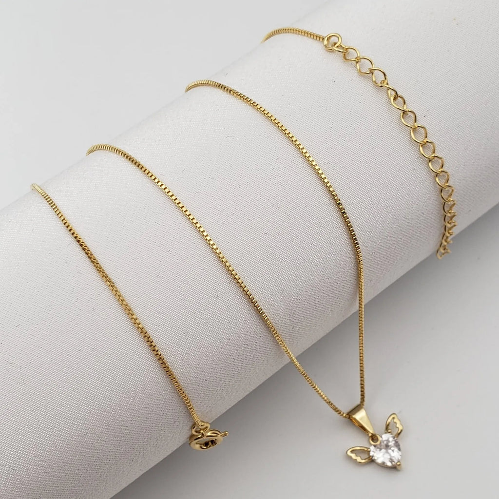 Colar gargantilha de coração com asas banhado a ouro 18K de 45 cm
