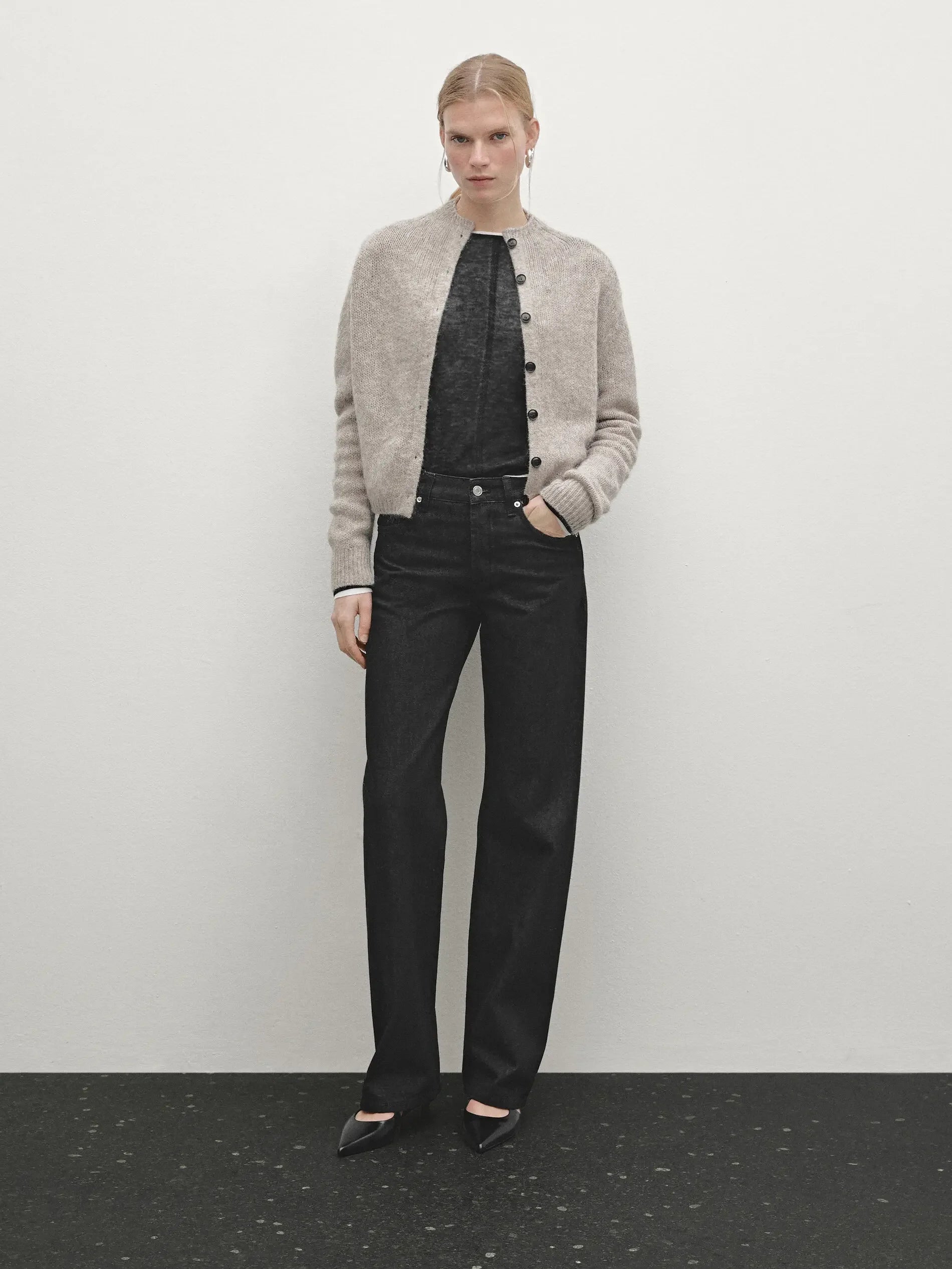 Cardigan de Tricô Minimalista Semi-Gola Alta - Estilo Executivo Feminino