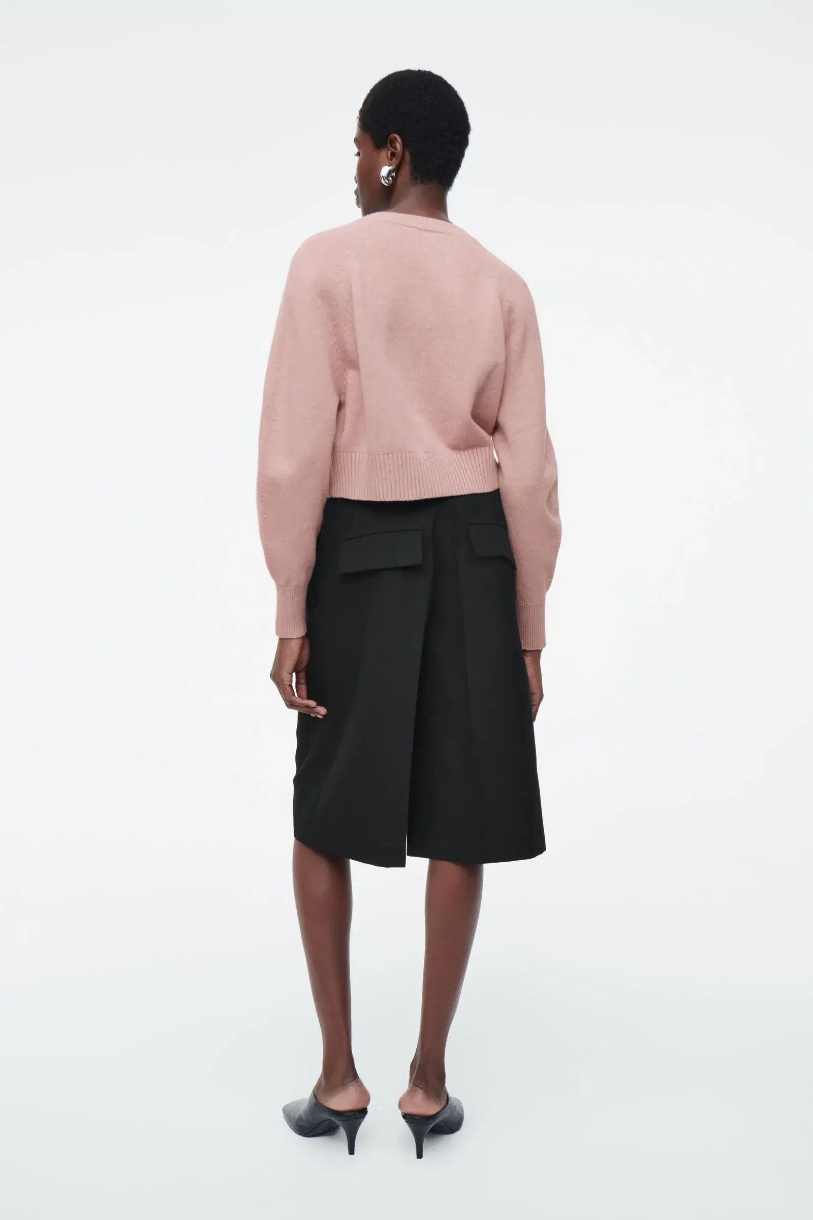 Cardigan de Tricô Rosa Curto Gola Redonda - Manga Longa Casual Feminino