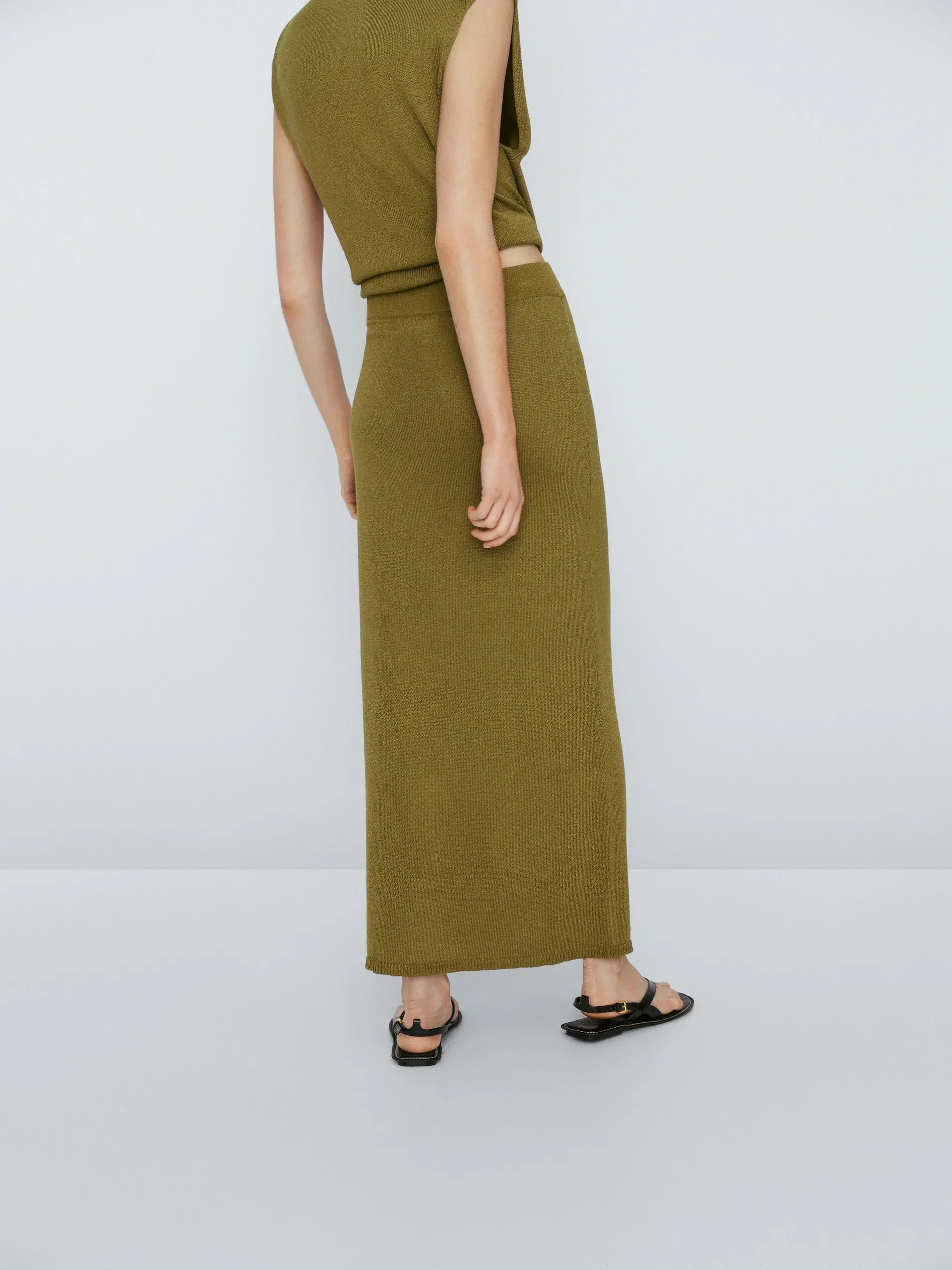 Saia de Tricô com Nó Lateral - Fenda Francesa Ajustada Feminina