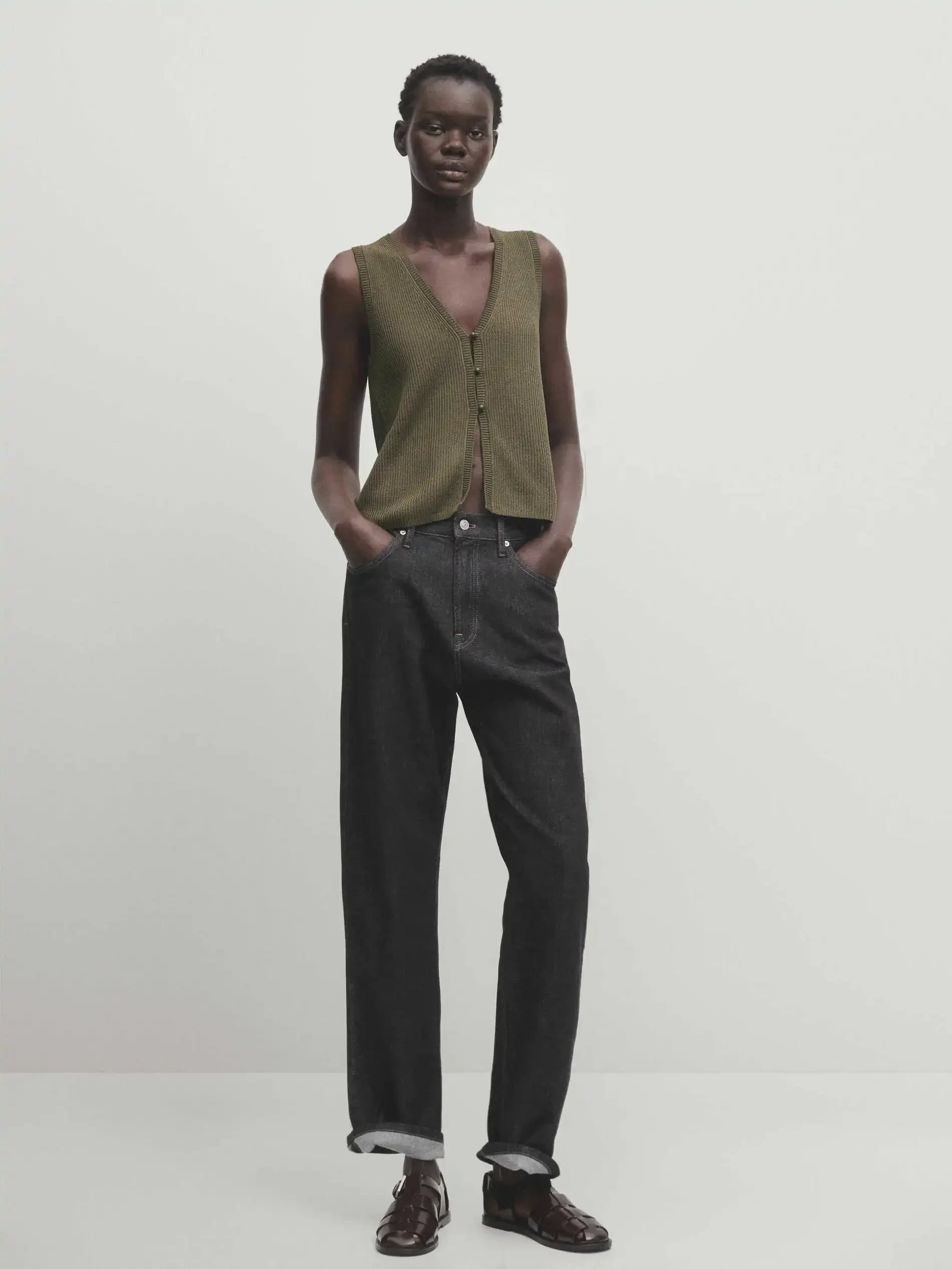 Colete de Tricô Verde Retrô Decote V - Ajustado Elegante Feminino